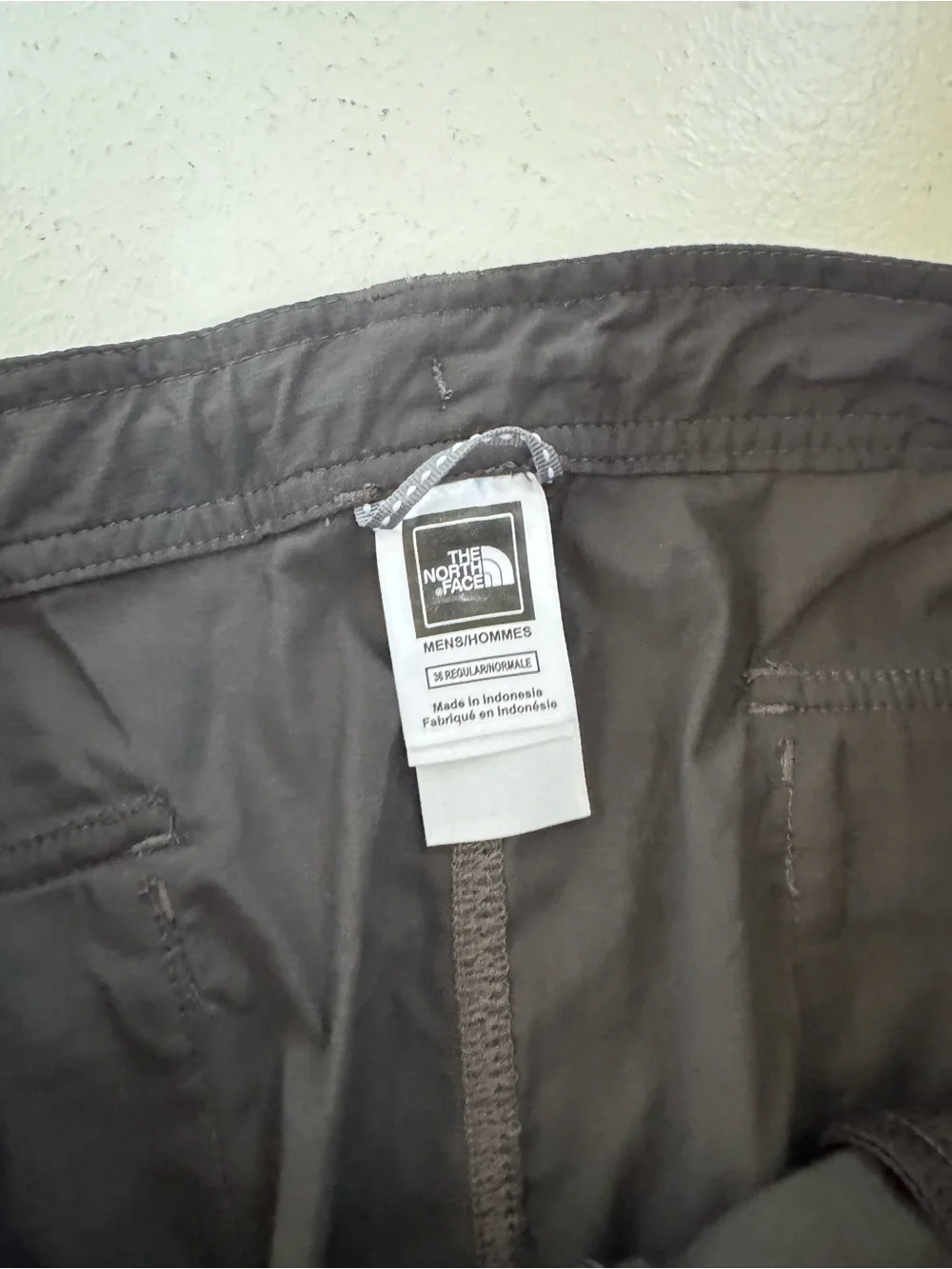 Men's The North Face nylon Pants with drawstring size 36 regular